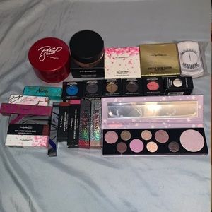 Brand New MAC Cosmetics bundle